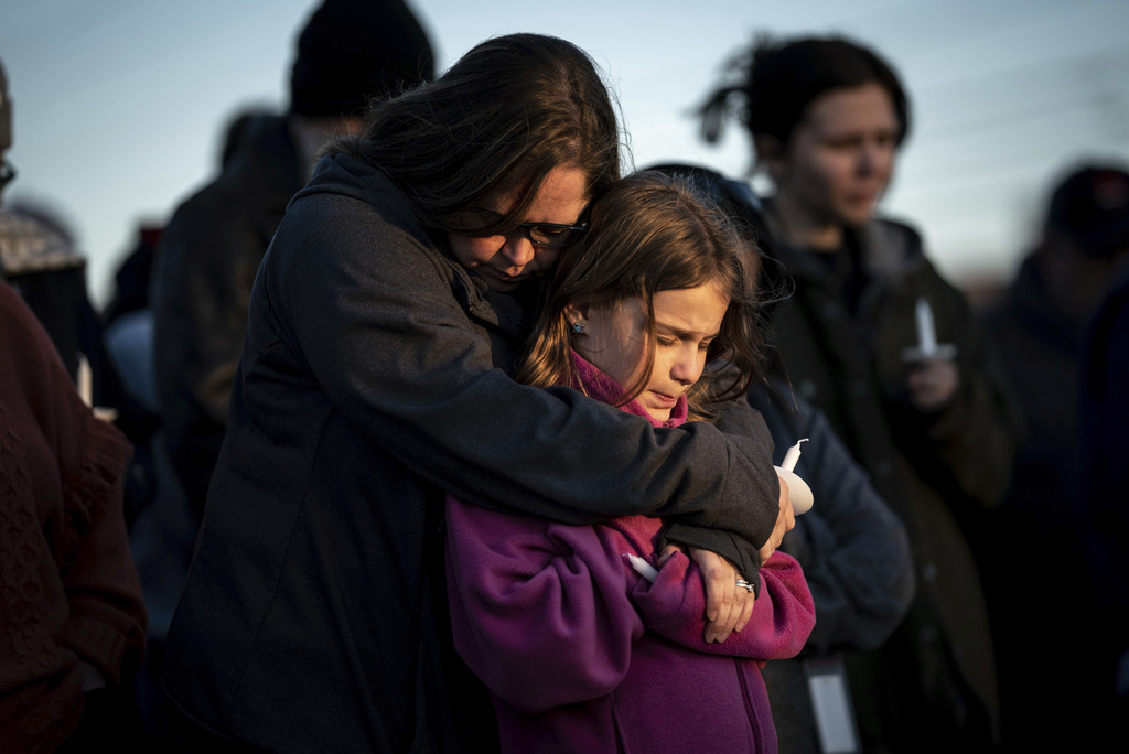 Fri. 10:52 a.m.: Once-a-week nightmare: US mass killings on a record pace | News, Sports, Jobs - Vimarsana News